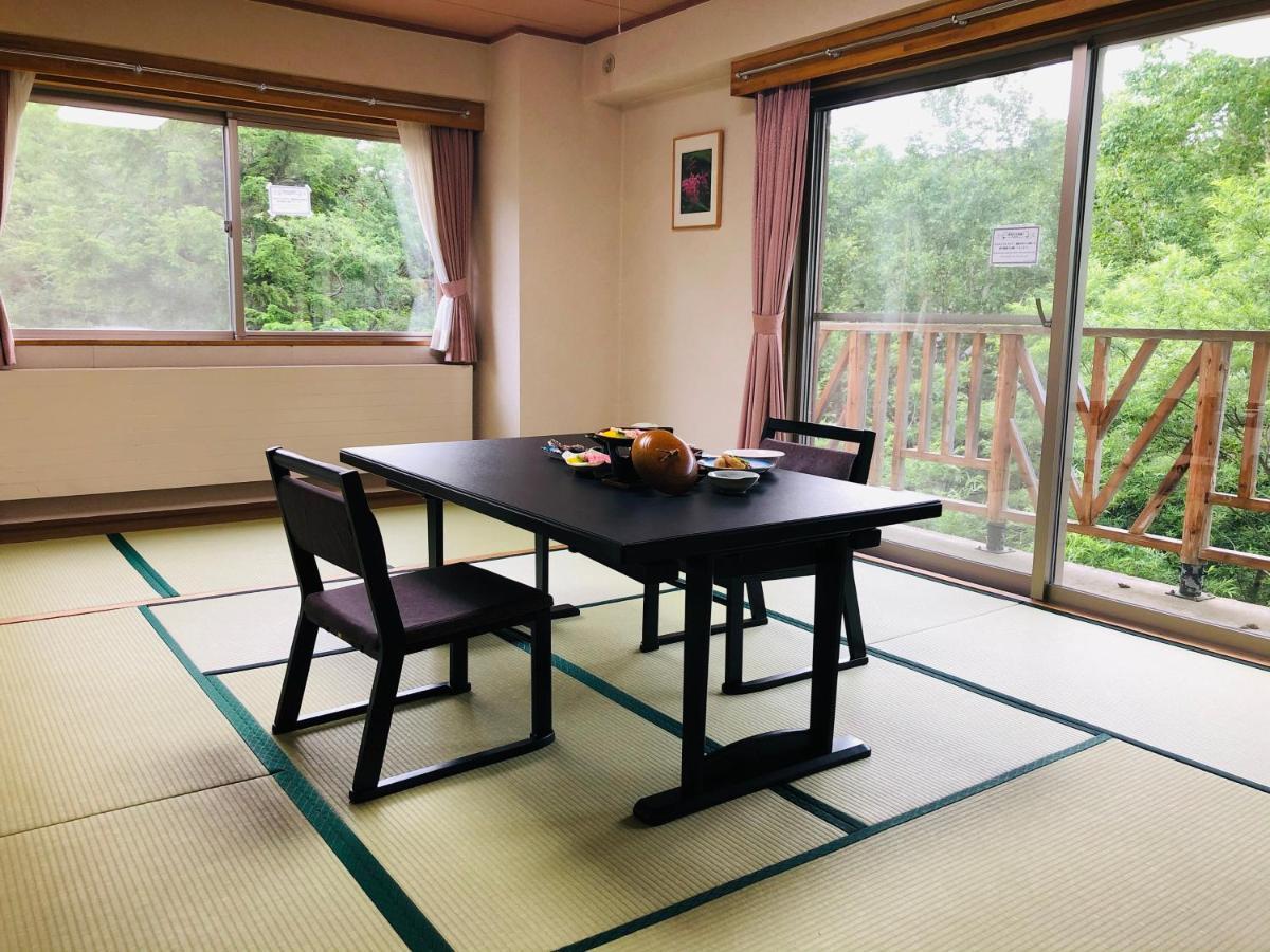 Hotel Mount Shiga Yamanouchi  Bagian luar foto